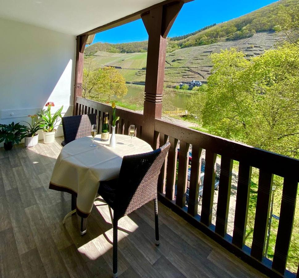 Hotel Krone Riesling Тріттенгайм Екстер'єр фото